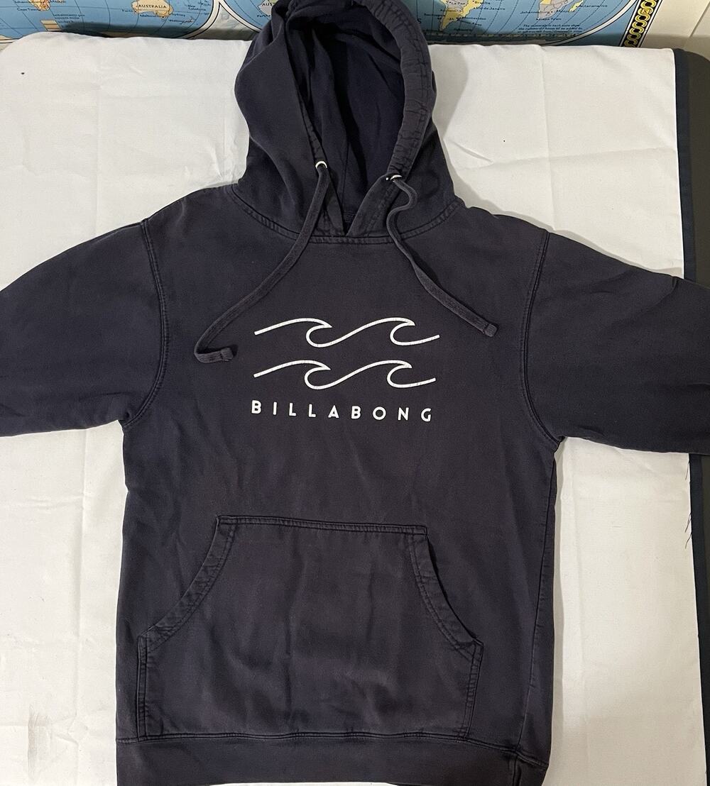 Y2K Style Billabong Hoodie Black Spellout Surf Wear Size Small 90s Skate Surfing